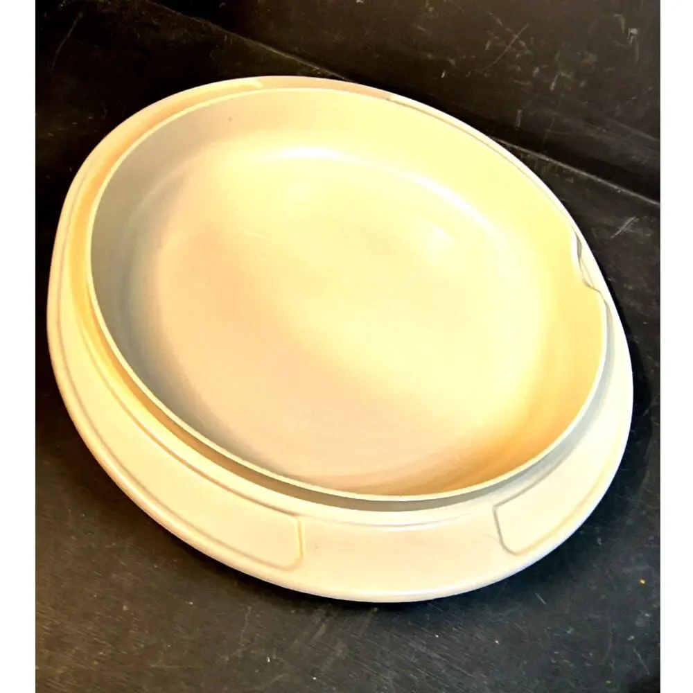 2105. Vintage Tupperware Ultra 21 Three Piece Set Classic Almond Cream Color